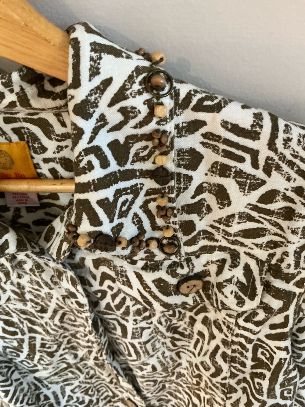 Ruby Rd. Tribal pattern, linen crop shacket/ jacket. - Picture 4 of 4